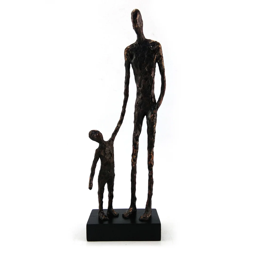 Two figures hand in Hand Heykel